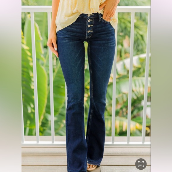 NWT KanCan Button Fly Flare Jeans- Mandy Wash - Picture 6 of 8